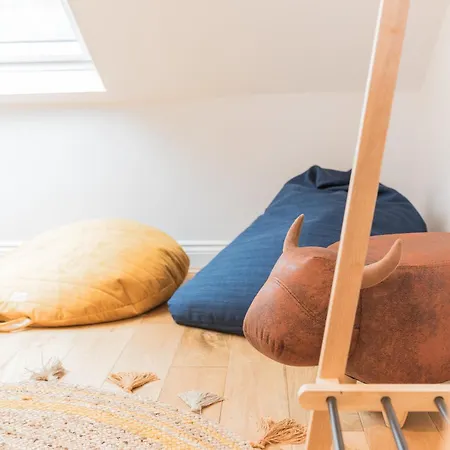 Stylish, Family Friendly Central With Wood Burner * 温德米尔