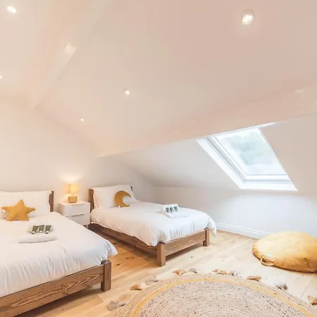 Stylish, Family Friendly Central With Wood Burner Tatil Evi Windermere